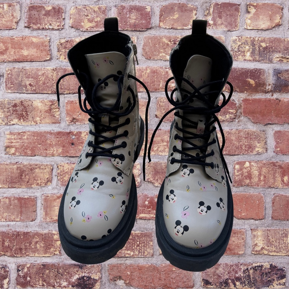 Mickey Mouse Kids Boots - Black and Cream